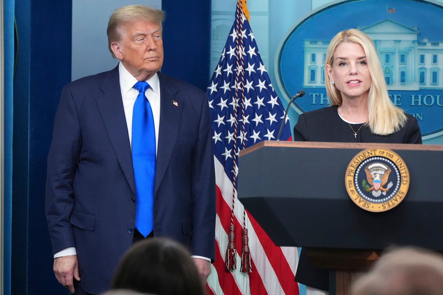 Trump posts support for embattled Attorney General Pam Bondi