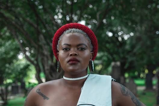 Buhle Biography: Boyfriend, Age, Songs, Net Worth, Child, Albums, Partner