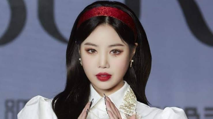 Seo Soo-jin Biography: Age, (G)I-DLE, Solo Career, Net Worth, Controversy, Boyfriend, Height