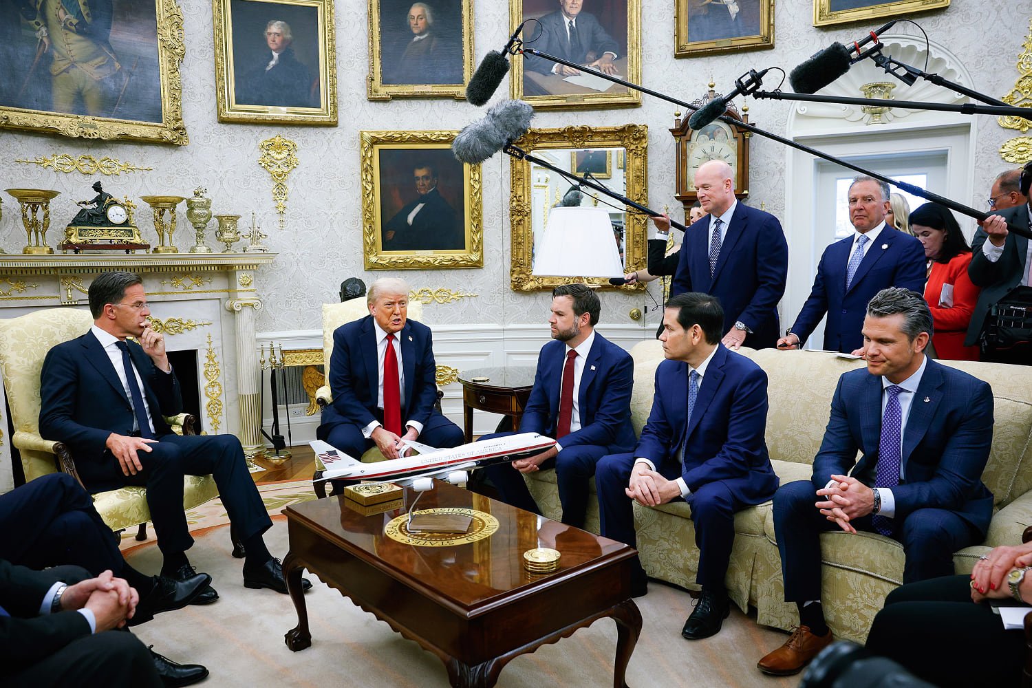 Russia shrugs off Trump's threat of 'very severe tariffs'