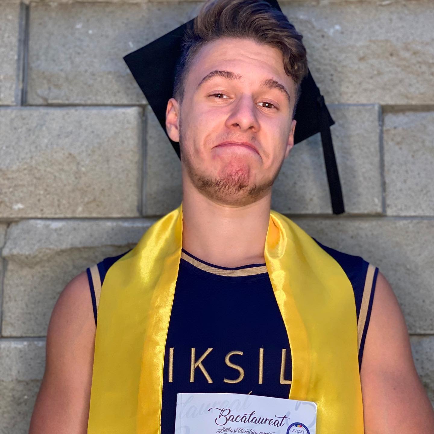 Mitzuu Biography: Girlfriend, YouTube, Ethnicity, Age, Net Worth, Siblings, Parents