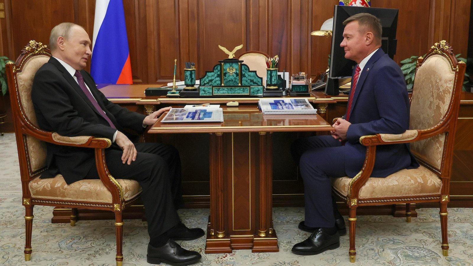 Kremlin calls minister's death 'tragic' but gives no clues about his suicide