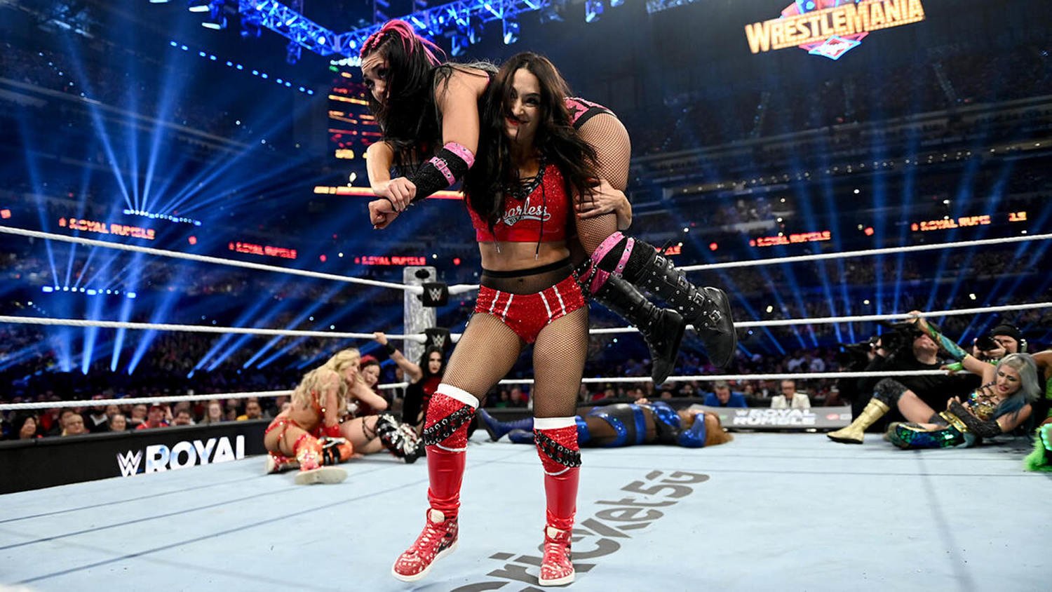 Nikki Bella discusses WWE Evolution